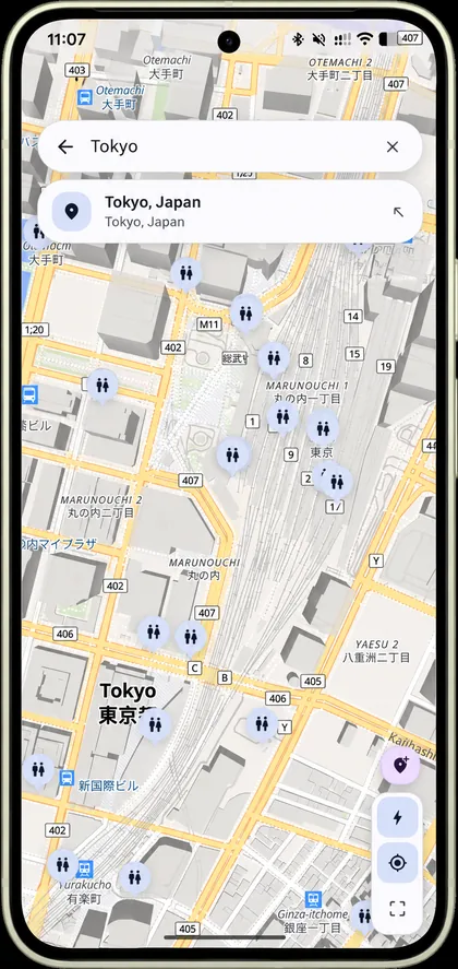 LooGo map view showing nearby public restrooms marked around Tokyo, Japan