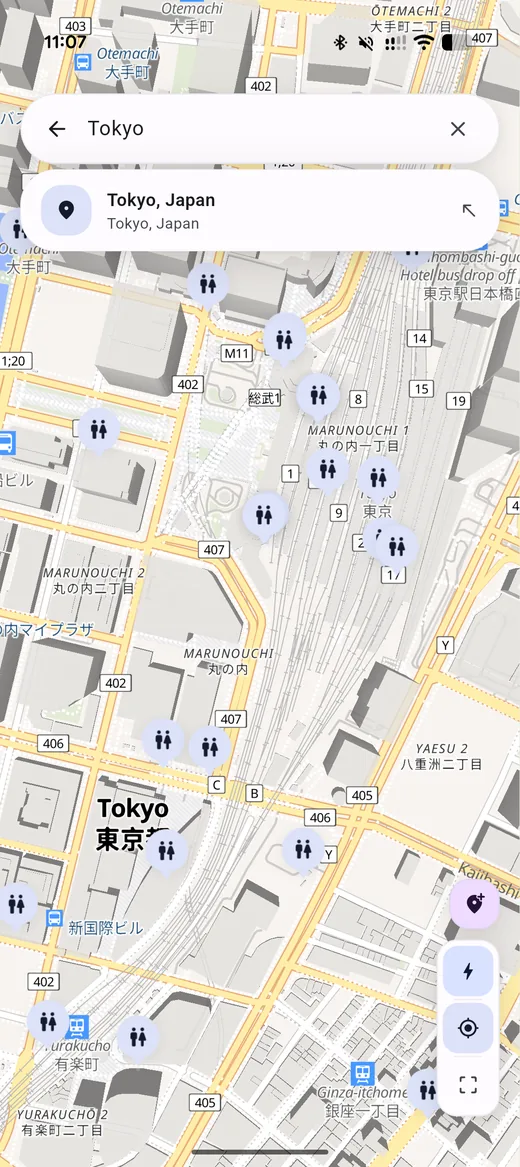 LooGo map view showing nearby public restrooms marked around Tokyo, Japan